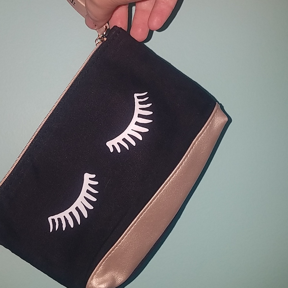 Makeup bag